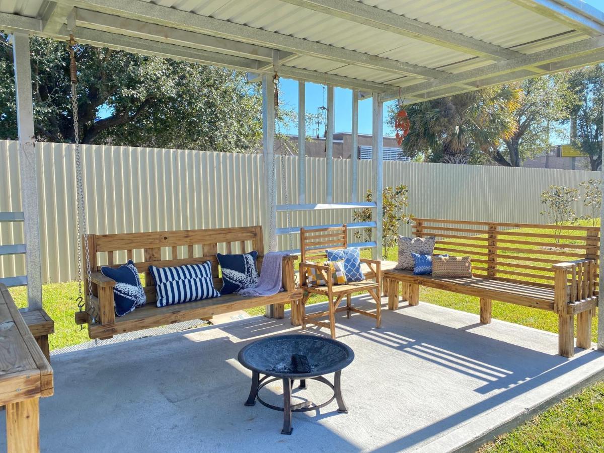 Island Suites Hobby Airport Houston Extérieur photo