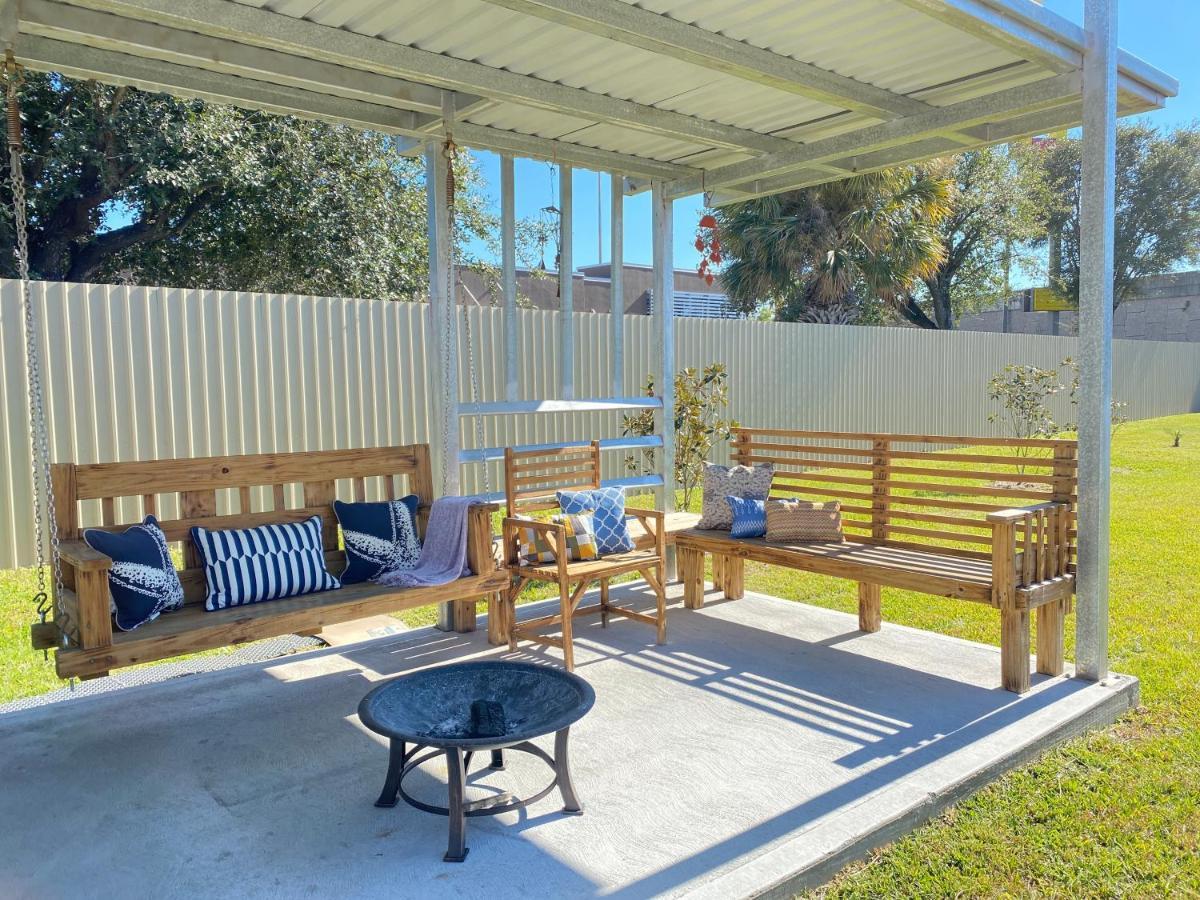 Island Suites Hobby Airport Houston Extérieur photo